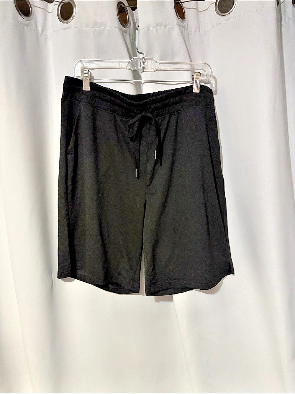 32 Degrees COOL Black Athletic Shorts Size XL Like New